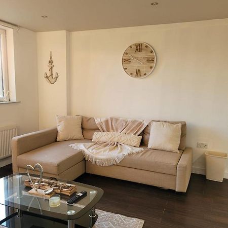 Amazing London 1 Bedroom Flat In Astral House As18 Norbury  Extérieur photo