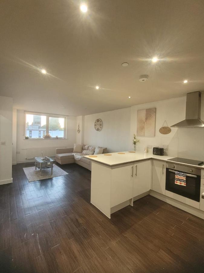 Amazing London 1 Bedroom Flat In Astral House As18 Norbury  Extérieur photo