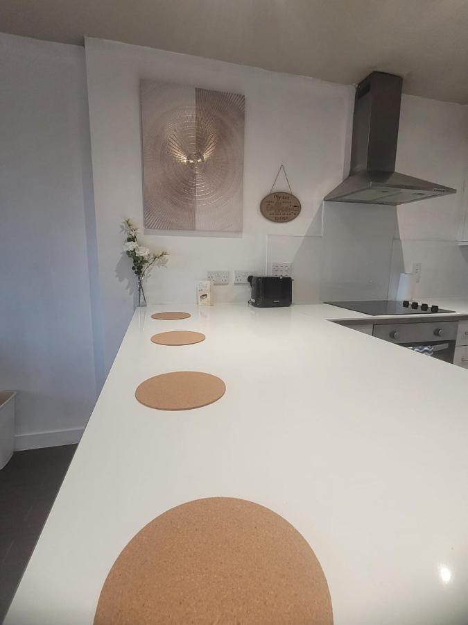 Amazing London 1 Bedroom Flat In Astral House As18 Norbury  Extérieur photo