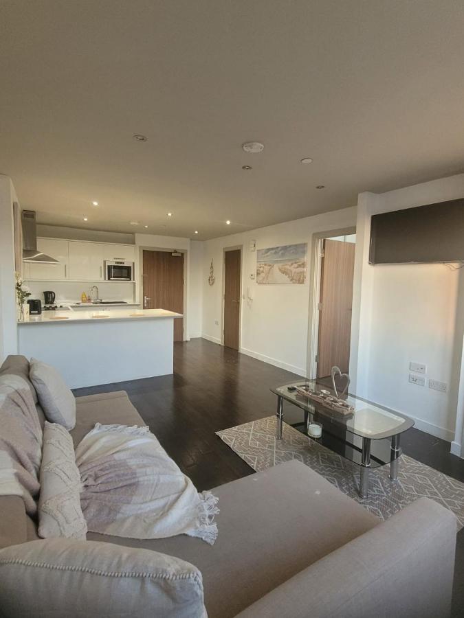 Amazing London 1 Bedroom Flat In Astral House As18 Norbury  Extérieur photo