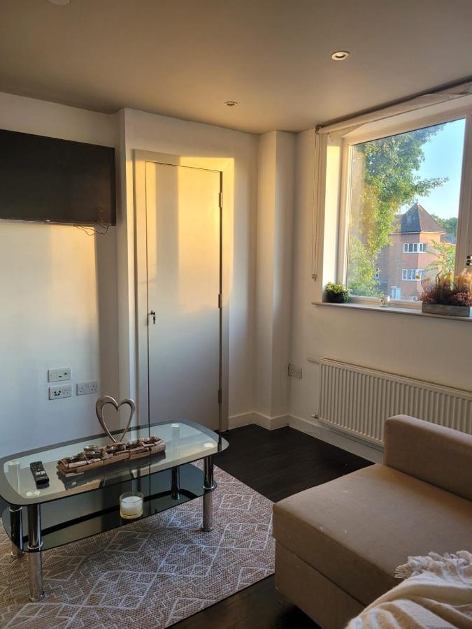 Amazing London 1 Bedroom Flat In Astral House As18 Norbury  Extérieur photo